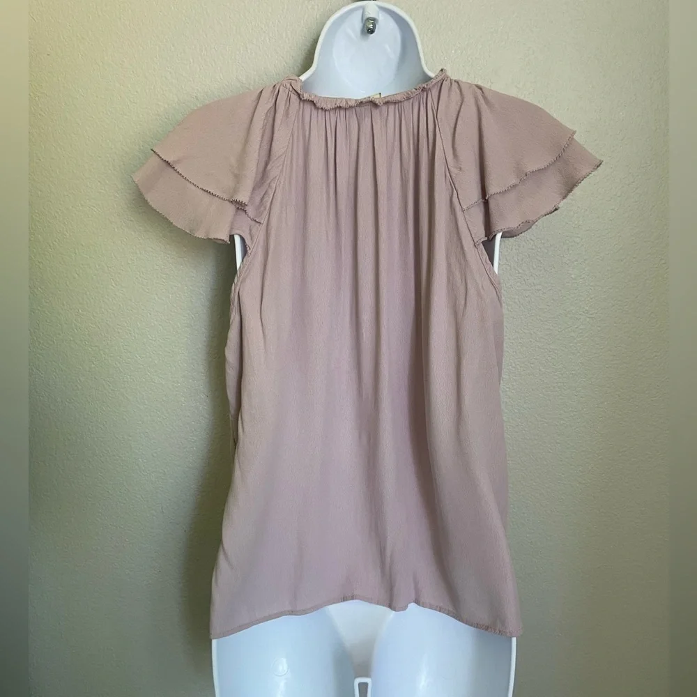 A New Day Mauve Ruffle Sleeve Blouse XS | Flutter Cap Sleeve V-Neck Flowy Top - Picture 3 of 6